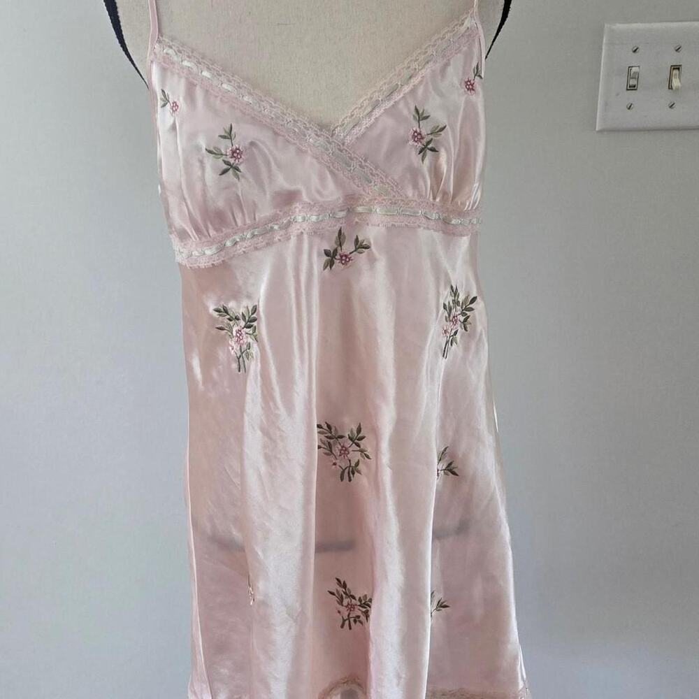 vintage slip dress chemise Pink floral embroidered polyester slip dress size L